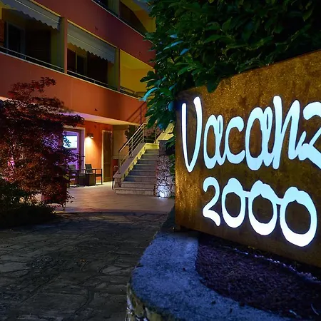 Апарт-отель Vacanze 2000 - Adults Only Мальчезине